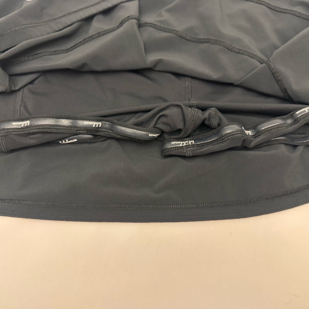 Black Lululemon Rival Athletic Skirt EUC size 10 - Picture 4 of 5
